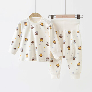Baby autumn clothes and autumn trousers for autumn and winter, warm and thickened soft velvet cotton, baby high waist, belly protection, large pp, milky white suspenders with bear cubs printed all over, one size fits all 66cm