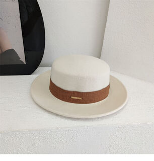 Chenyin french high-quality black woolen hat british retro style feminine simple flat-brimmed flat-top jazz hat white card color matching m (56-58cm)