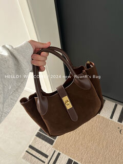 Soft bag retro niche bucket bag vegetable basket style one-shoulder crossbody bag for women commuting casual versatile brown