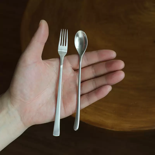 Yusenyi 1810 stainless steel extended handle fruit fork, high-end dessert fork 304 four-tooth salad fork, high appearance, silver japanese style 1 fruit fork-1 dessert spoon