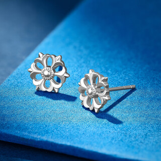 Wanfulong versatile platinum earrings pt950 earrings, earrings, earrings, earrings, snowflake female commuter birthday gift for girlfriend, snowflake earrings 2.14g