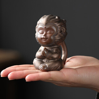 Yuxuan purple sand tea pet personalized creative gilt little monkey monkey king monkey king can raise tea art ornaments purple sand gilt little monkey