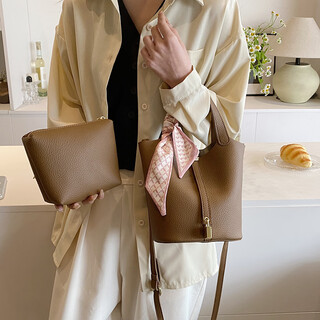 Lychee pattern vegetable basket women's bag 2025 summer new style high-end bucket bag fashion versatile silk scarf shoulder handbag brown