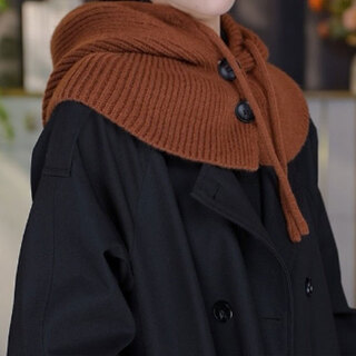 Integrated scarf hat to keep warm, windproof and cold-proof in autumn and winter, multifunctional and versatile for outdoor use in winter, thickened button style - caramel color thickened style