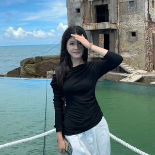 Linyi jewelry pure gold pendant lift qiqi anchor’s special photography for refining and live broadcast customization