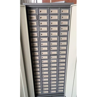 Qingxinwei 80-door iron drawer cabinet with door medium drawer-type parts cabinet, height 1600mm*width 615mm*depth 400mm