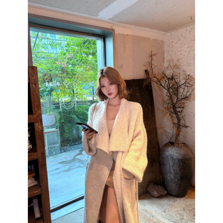 Lnga landgre korean style lazy style mid-length knitted sweater coat for women in autumn and winter, thickened temperament casual waist coat, oatmeal color coat (including straps) s _ straight hair free shipping insurance