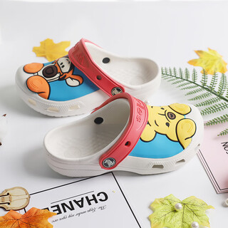Croc shoes summer girls new cartoon baby beach sandals for outer wear baotou home big children parent-child shoes white 31 (31-32)_inner length 200mm