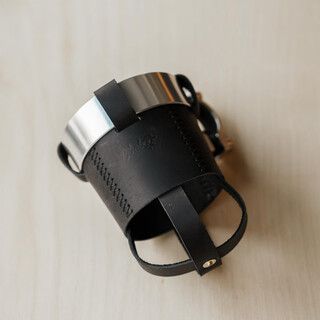 Pjbaboo motorcycle retro water cup holder bicycle water bottle holder special water cup coffee cup holder milk tea holder wasteland black cowhide-metallic silver