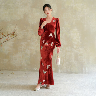 Chuchanyishi velvet dress for women 2025 autumn and winter new temperament slimming new chinese style red engagement dress fishtail skirt purple yarn m ready in stock