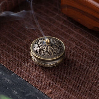 Shantou lincun gardenia incense xiangyun small plate incense natural sandalwood agarwood tea room special dragon and phoenix chengxiang small incense burner