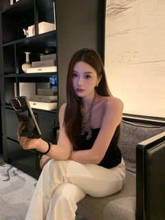 Design heavy-duty diamond-encrusted halterneck tube top women's summer slim sleeveless outer wear pure desire short black top black s