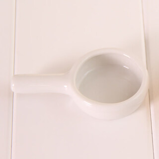 Shantou lincun ceramic essential oil stove candle tray round incense base white