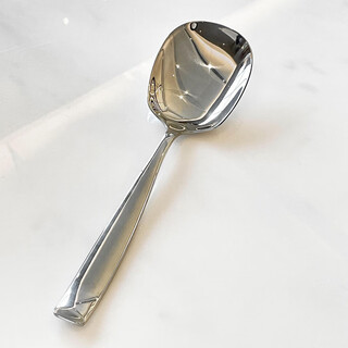 Yang bo extra ear316 household stainless steel serving spoon public spoon hotel special serving spoon large spoon long handle large serving spoon series 5-star restaurant same style serving serving spoon 316l serving spoon 1 piece - no rust