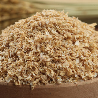 Shantou lincun big bran wheat bran wheat bran feed half jin jin is equal to 0.5 kg