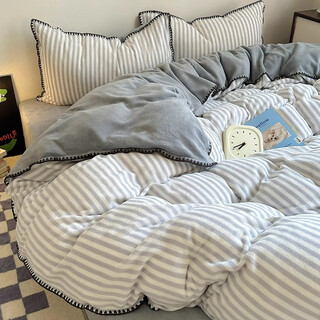 Fantasy striped warm double-sided duvet cover with velvet fitted sheet, shell edged in elegant gray thin strips, high weight milk velvet for double warmth, bed sheet style, 1.8m bed, bed sheet style, four-piece set, suitable for 200x2