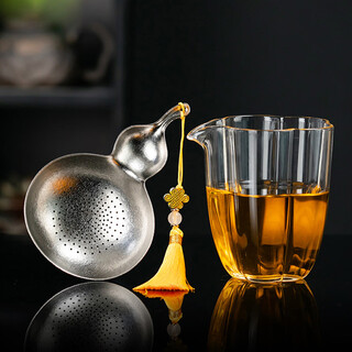 Jieyi titanium tea filter tea leak filter household tea filter outdoor portable tea partition creative gourd tea filter filter titanium gourd pendant + fair cup glass plum blossom tall style