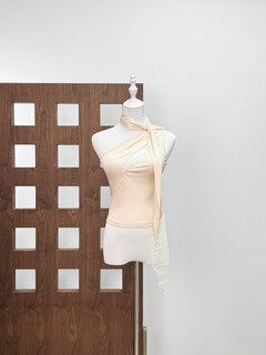 Summer new style french lace stitching satin slim sleeveless top feminine hot girl style slanted shoulder halter top apricot s