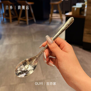 A really rare spoon for picking up cats, pure titanium table spoon, mildew-proof drinking spoon, outdoor convenient spoon, dessert spoon, pure titanium crystallized ice flower table spoon, 2 pieces