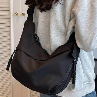 Right away messenger bag women's dumpling women's bag shoulder bag large capacity women's bag women's casual work commuting backpack