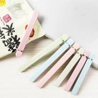 Shantou lincun plastic sealing clip food preservation clip kitchen snack sealing clip tea milk powder bag clip small light blue 5 pack sealed