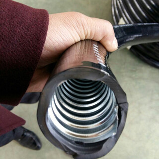 Sanqihu explosion-proof rubber pipe bng explosion-proof soft connection hose 6 points (dn20) thread protection connection sleeve dn15/4 pipes per meter