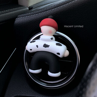 Shantou lincun 05 internet celebrity car aromatherapy outlet ornaments diffuser stone car decoration minimalist cow man