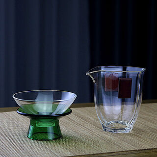 Jinyi ding pure handmade tea filter laser punched all-glass one-piece tea drain base set tea separator transparent tea filter green + wood chip hexagonal male cup