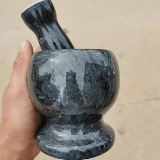 Tuojin japan imported quality natural marble garlic pounding artifact household manual garlic press garlic masher garlic jar garlic pressing 11 cm sea spray marble set