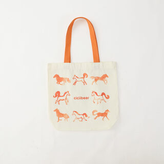 The same style canvas bag co-branded by ciciibear masters for fashion week. orange one size fits all. exchange separately. not shipped. need to be shipped with the order. no color. no specifications.