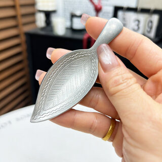 Jingdian leaf mini tea spoon 18/10 stainless steel creative thickened small tea spoon portable small tea shovel leaf tea shovel