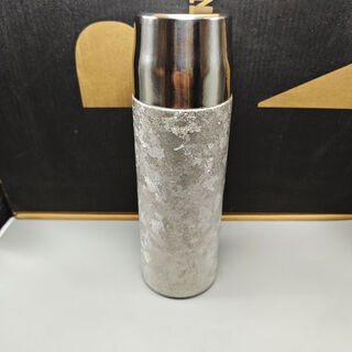 Fantasy pure titanium thermal insulation defective ultra-light double-layer water cup healthy high-end tea cup water cup special price home japanese style daily use silver 500ml slightly defective