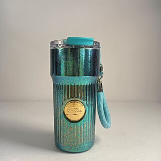 Fantasy pure titanium double-drink coffee cup with handle rope for thermal insulation, exquisite gift box, fashionable and colorful portable tumbler, peacock green gift box 680ml one cup, double-drink pure titanium coffee cup thermos cup