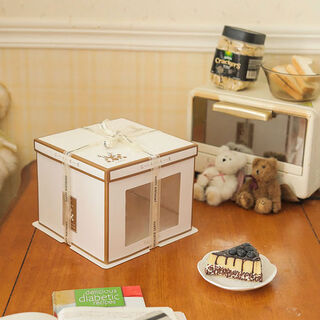 Fantasy birthday box paper with skylight and heightened transparent box single and double layers 681012 inches 14 inches gold paper 6 inches 24*24*19cm see picture