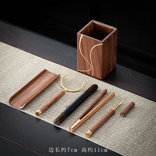 Jingdian wood rosewood chicken wing wood tea ceremony six gentlemen solid wood tea clips tea spoon tea needle tea pen complete set of tea making tools walnut six gentlemen (shiyin)