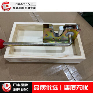 Harvest nut shell opener, nut walnut, macadamia nut, fresh raw nut clip shell opener, old model cannot adjust the size of the large box, 1 piece set, old model cannot adjust the size of the large box
