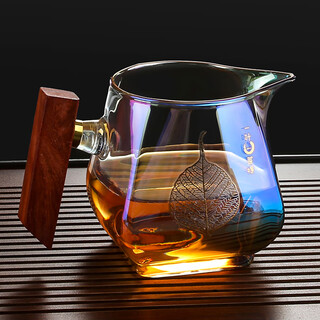 Jinpan heat-resistant glass fair cup large-capacity glass tea divider tea sea bodhi shell color burnt wood handle tea fair tea cup color burnt fair cup