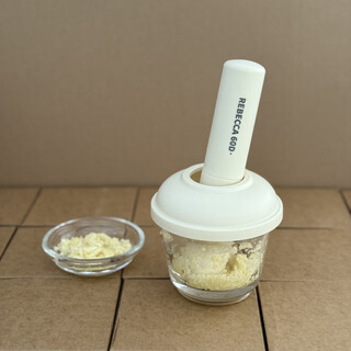 Rebecca kitchen artifact household grinding bowl shredded garlic masher new food supplement glass garlic pounder ingredient plate