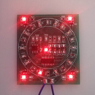 贴片件焊接练习板 旋转流水灯套件 技能训练 电子DIY实训制作 散件