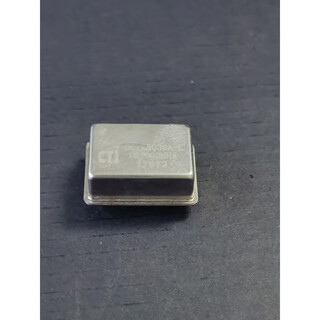 Oc12sc36a-l 10mhz 12v square wave sc cut high stability ocxo constant temperature crystal oscillator new stock