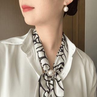 2026 new magnetic buckle lazy small silk scarf spring and autumn scarf fashionable and versatile camellia magnetic buckle style