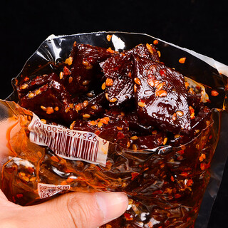 Sixiangshan pingjiang sauce dried spicy tofu dried spicy internet celebrity snacks spicy strips hunan specialty casual snacks dried sauce spicy flavor four packs total 500g