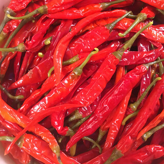 吃情派（CHIQINGPAI）湖南湘西土特产老坛酸辣椒农家盐辣子腌辣椒下饭菜剁椒酱泡椒 红酸辣椒 1斤装整个的