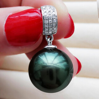 Mohs tahitian black pearls and malachite green pendant, seawater pearls, necklace, 18k gold diamond, perfect round, flawless and bright style, malachite green 13-14mm