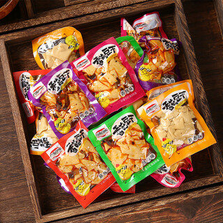 Pinxiang taste dried mushrooms and beans spicy strips five-spice dried tofu spicy snacks small packaging whole box casual snack food wholesale 2jin jin equals 0.5kg mixed (spicy + not spicy) 0.5kg