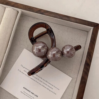 Zuoou pearl clip women's medium size back head hair shark clip small hair clip 2025 new high-end hair accessories coffee pearl translucent black bottom clip about 8cm