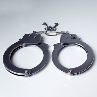 加厚-玩具合金铁手铐金属仿真动漫密室逃脱儿童玩具COS魔术道具情 加厚铁手铐(一副)