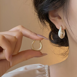 Lansill dripping glaze earrings for women, light luxury niche design, high-end ear buckles and earrings 2025 new temperament earrings, fashionable milky white dripping glaze earrings e3271