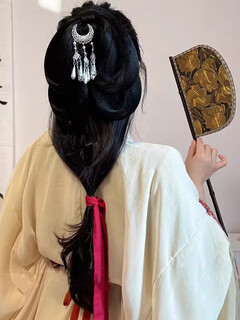 Shantou lincun ancient style hanfu headdress imitation miao silver crescent tassel hairpin fairy step shake super fairy ancient costume warring states robe accessories hairpin streamer + moon shadow hairpin
