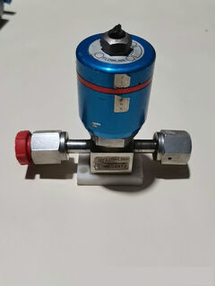 Flowlink pneumatic bellows valve aixtron
